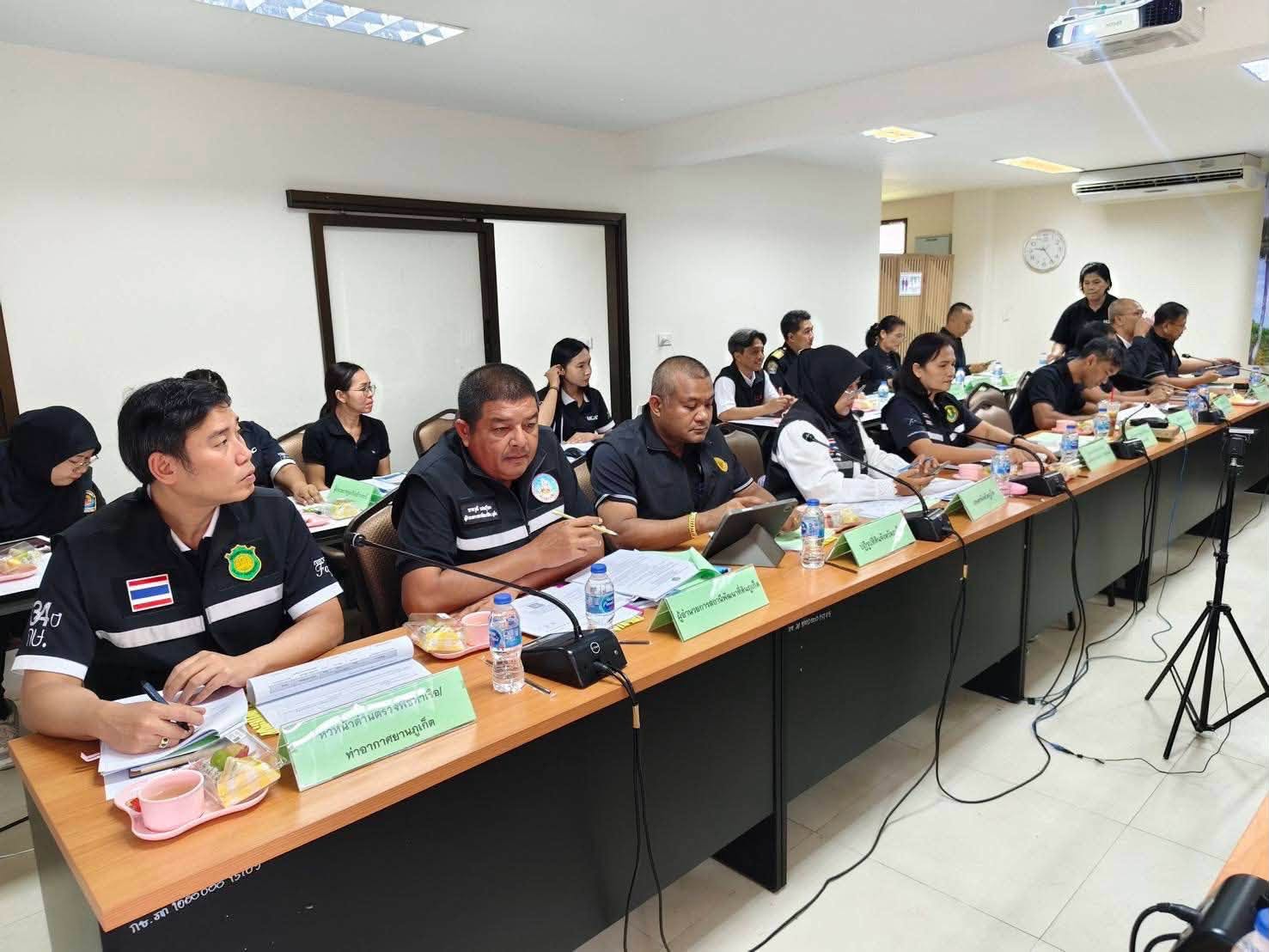 title - ผู้ตรวจราชการ ส.ป.ก. ร่วมประชุม ผู้ตรวจราชการกระทรวงเกษตรและสหกรณ์ เขตตรวจราชการที่ 6 ติดตามความก้าวหน้าผลการดำเนินงานตามแผนการตรวจราชการ จังหวัดภูเก็ต
